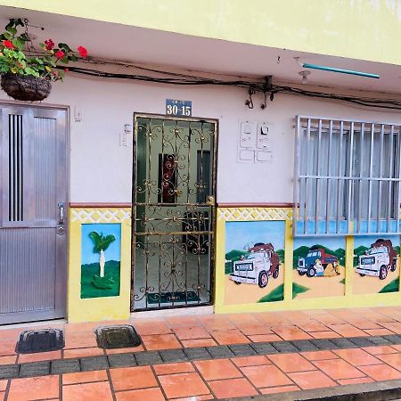 Vivienda Turistica El Zocalo Apartment Guatape Bagian luar foto