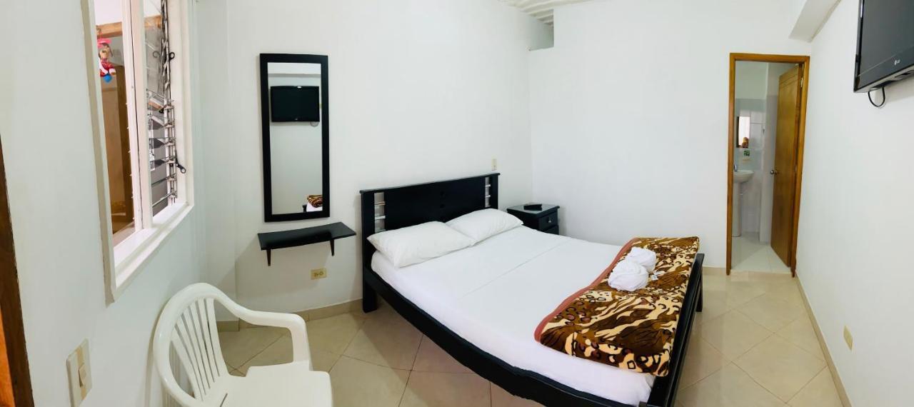 Vivienda Turistica El Zocalo Apartment Guatape Bagian luar foto