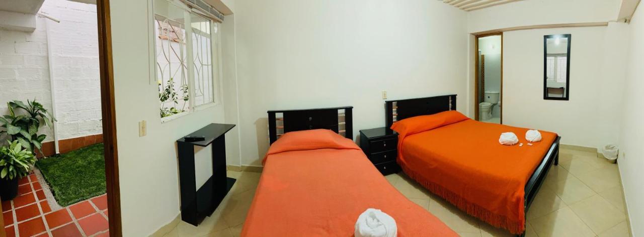Vivienda Turistica El Zocalo Apartment Guatape Bagian luar foto