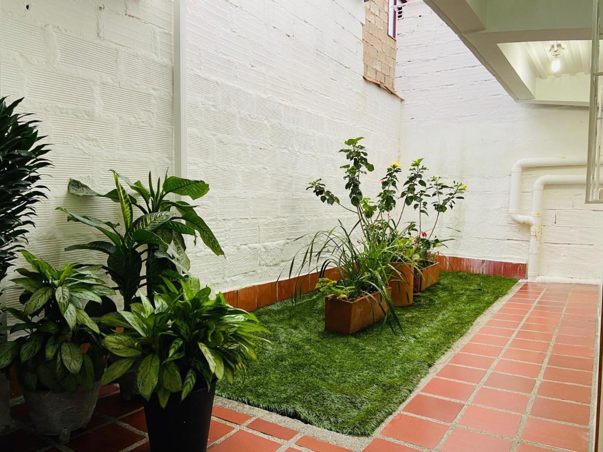Vivienda Turistica El Zocalo Apartment Guatape Bagian luar foto